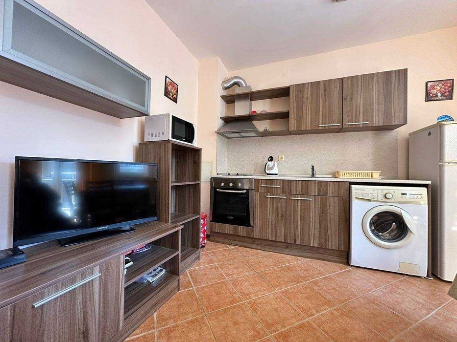 Продава се Тристаен апартамент в к.к. Слънчев бряг - 78 кв.м за 595 €/кв.м - Снимка #4