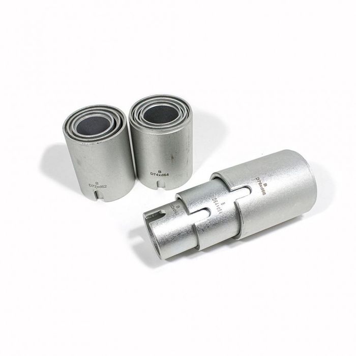 Инструмент за набиване и избиване на селенови втулки