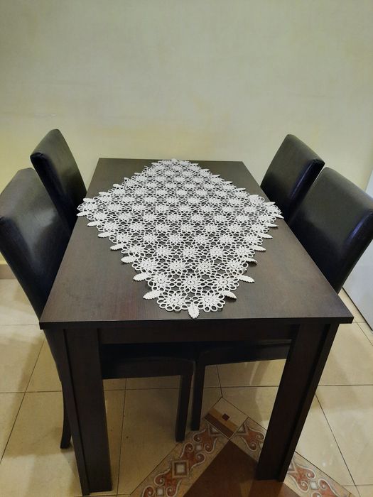 Fete de masa macrame si fete de masa tesute la razboi