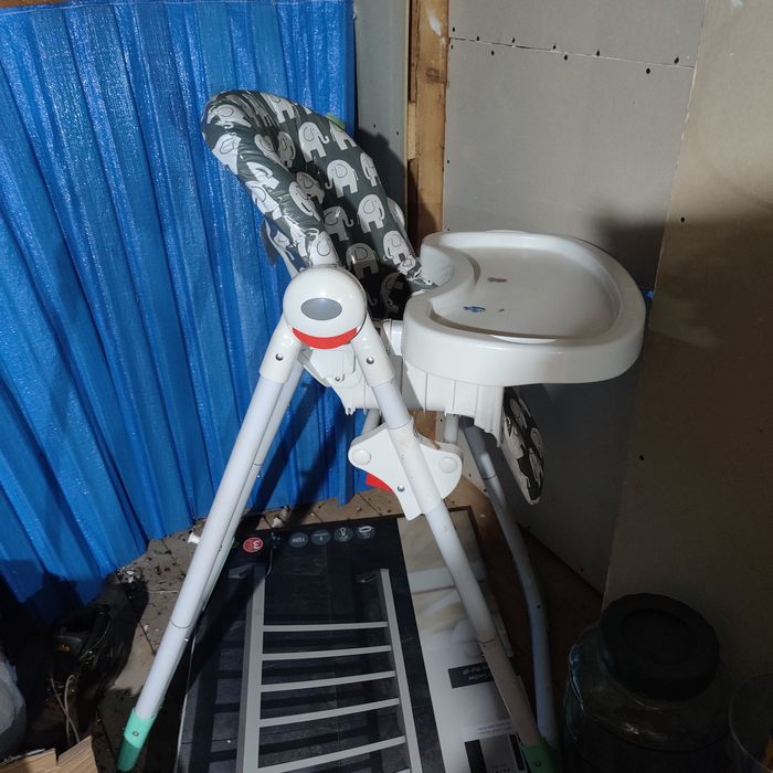 Scaun de luat masa pentru copii