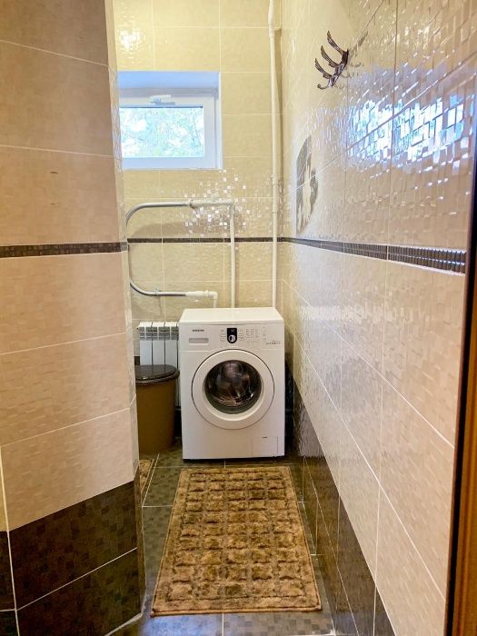 Сдам 2 км. квартиру, в центре