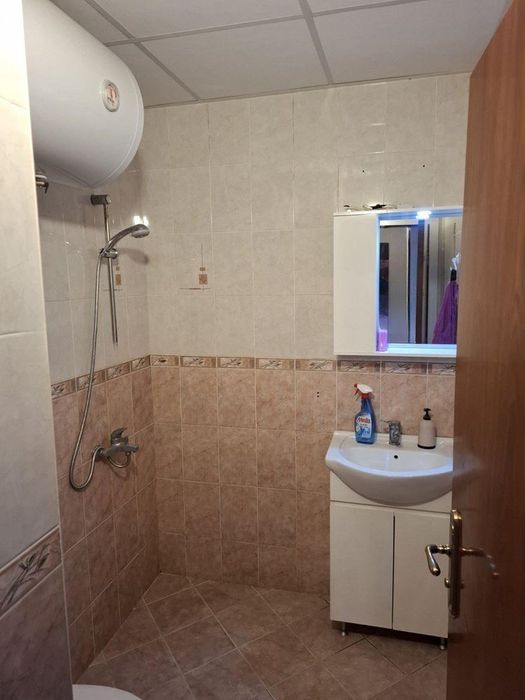 Двустаен апартамент под наем в Студентски Град