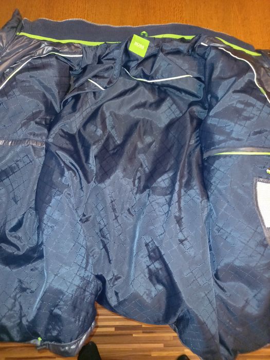 Geaca Hugo BOSS de fâș cu puf originală