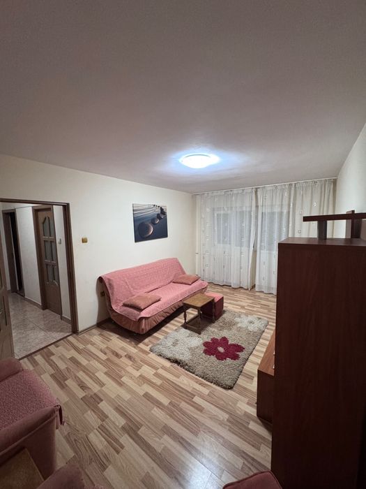 Vand apartament 2 camere decomandat