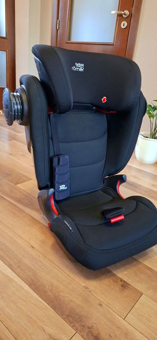 Столче за кола Britax Romer - Kidfix III S, 15 - 36 kg, с IsoFix, Cosmos Black