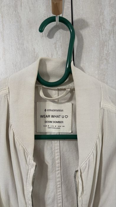 Джинсовый бомбер, легкий, Stradivarius