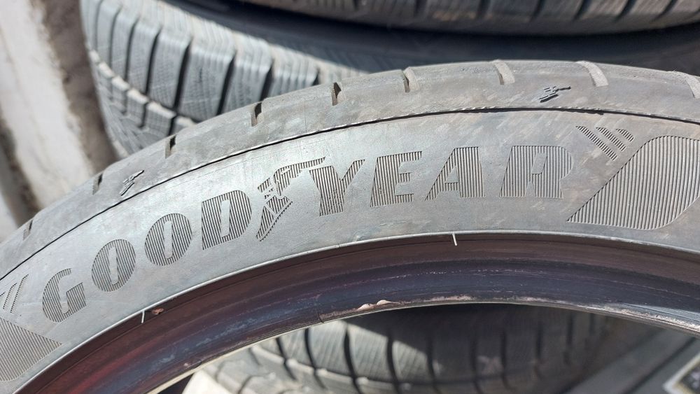 Летни гуми 235/40/18 Goodyear Eagle F1 2 броя