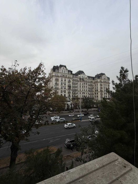 жильё 3-х комнатная 85м2 на Ц-6 ул. Амира Темура ID: 4568