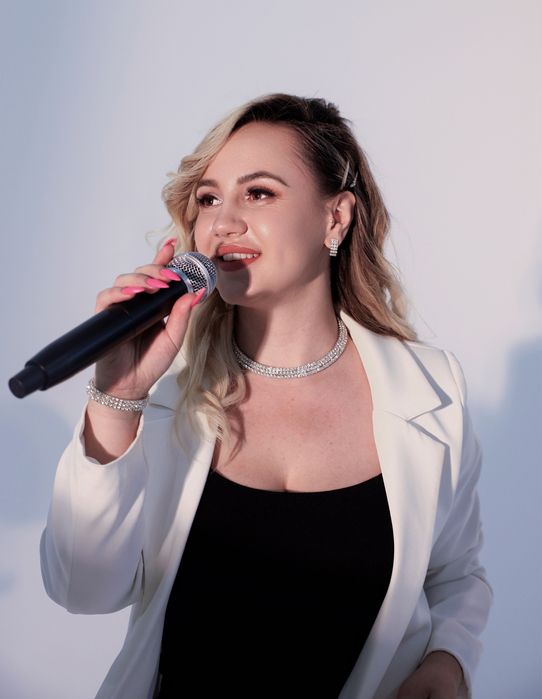 Ведущая / тамада / праздники в Астане ДОСТУПНЫЕ ЦЕНЫ