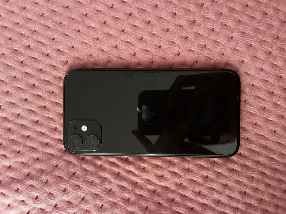 Iphone 11 128гб емкотсь 77%