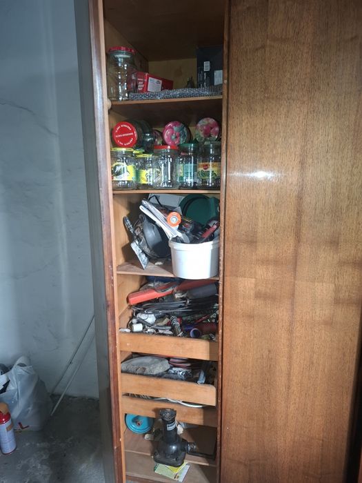 Отдам бесплатно шкаф