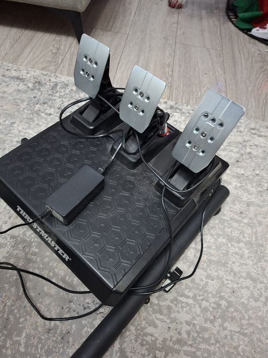 Volan gaming cu pedale  Thrustmaster T248  ps5 , PC playstation 5 pro