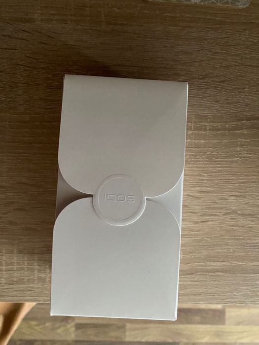 Iqos Iluma i , nou, sigilat, negociabil