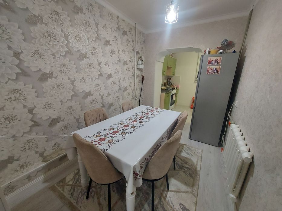 Орталықтан 2-қабаттан 2 бөлмелі пәтер сатылады