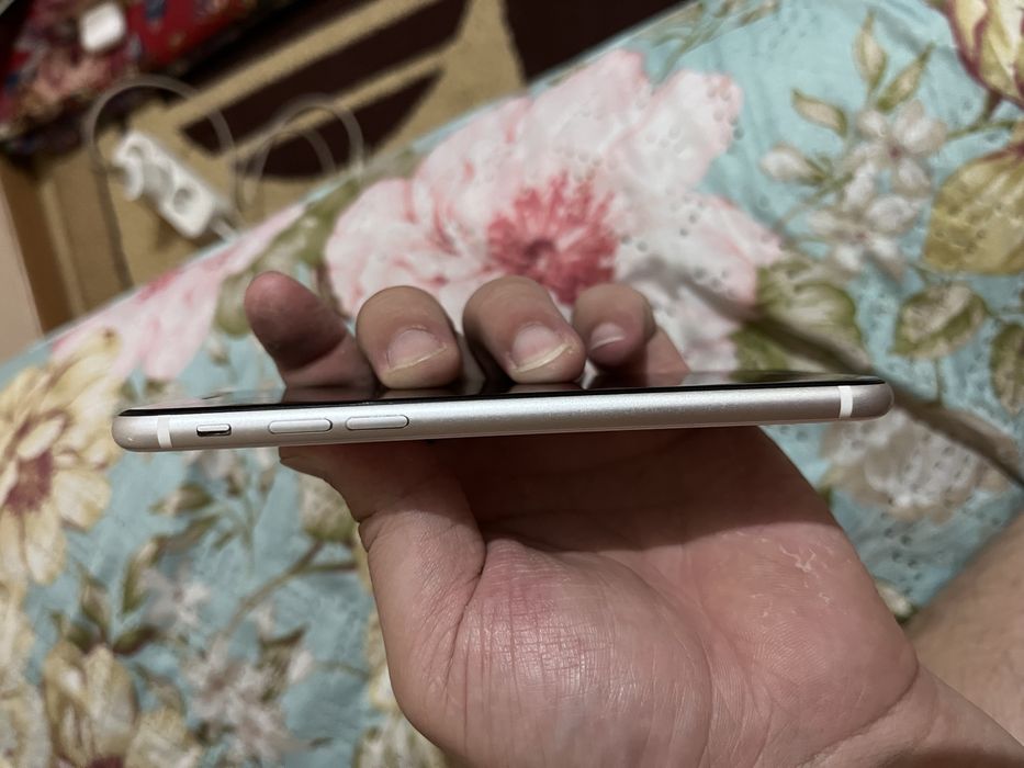 Iphone se 64 gbb
