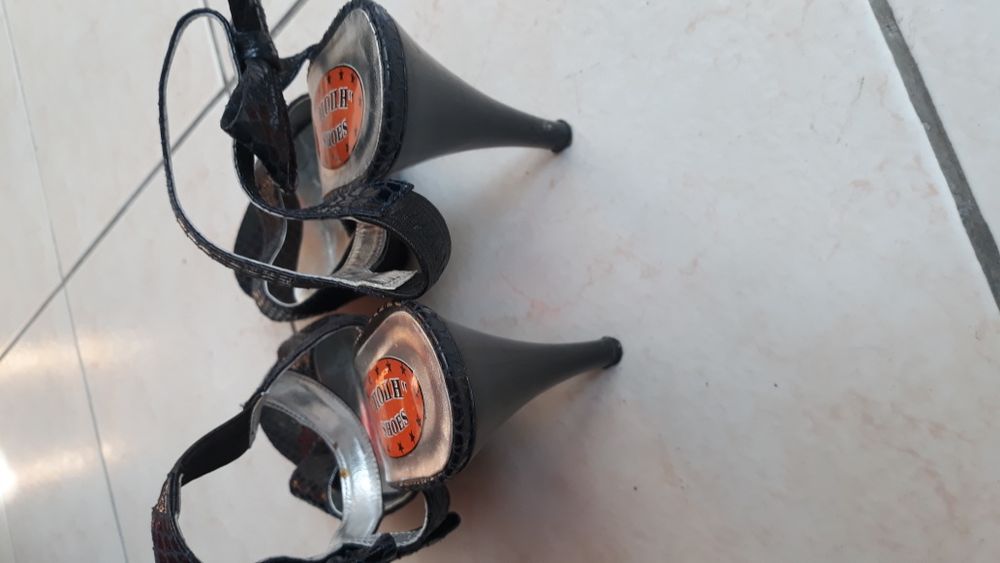 Дамски сандали от естествена кожа