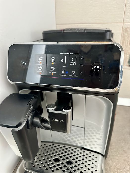 Expressor Philips Latte Go seria 2300, 4 tipuri de bauturi