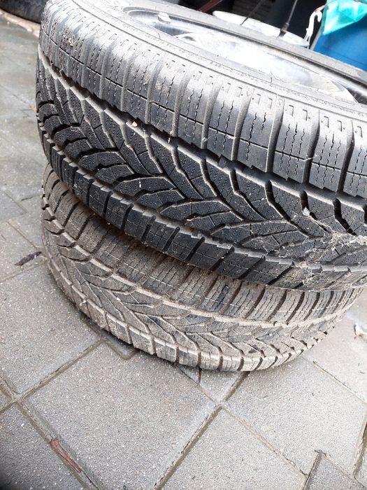 Vând genți tablă +anvelope capace/15,16,18