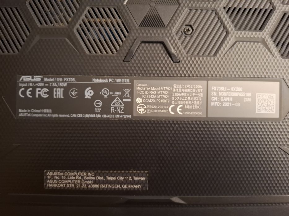 Laptop gaming ASUS TUF F17 – i5-10300H, GTX 1650 Ti, 16GB RAM, 512GB SSD, 17.3" 144Hz