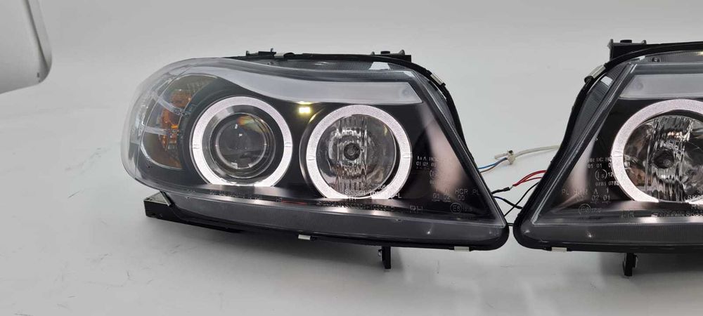 Faruri BMW Seria 3 E90 pentru masinile fara xenon Garantie 12 luni