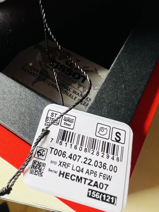 Vand ceas , model unisex, nou