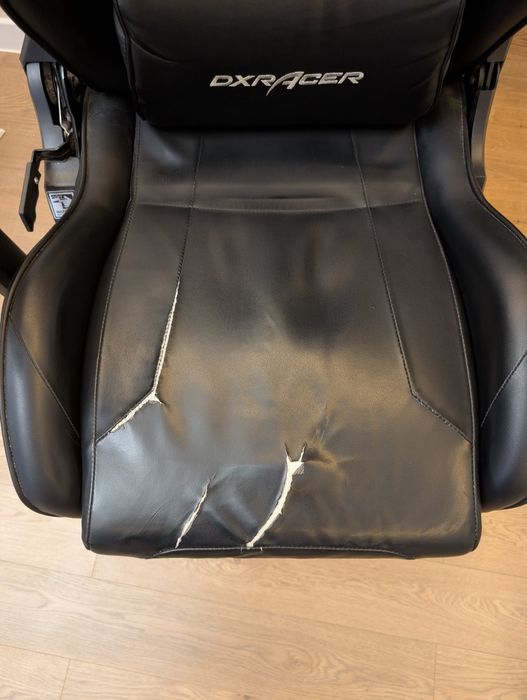 Игровое кресло dxracer gladiator