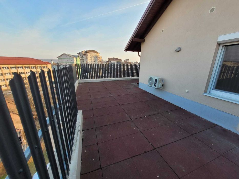 inchiriez ap. 2 camere cu terasa