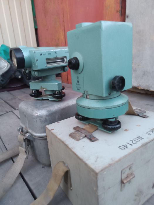 Продам нивелир СССР