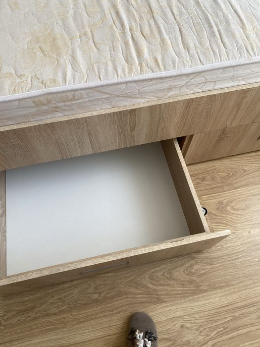 Кровать продам 2 шт