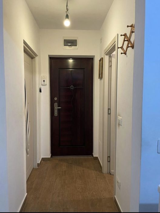 garsoniera roman de inchiriat