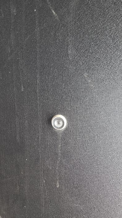 Продам входную дверь