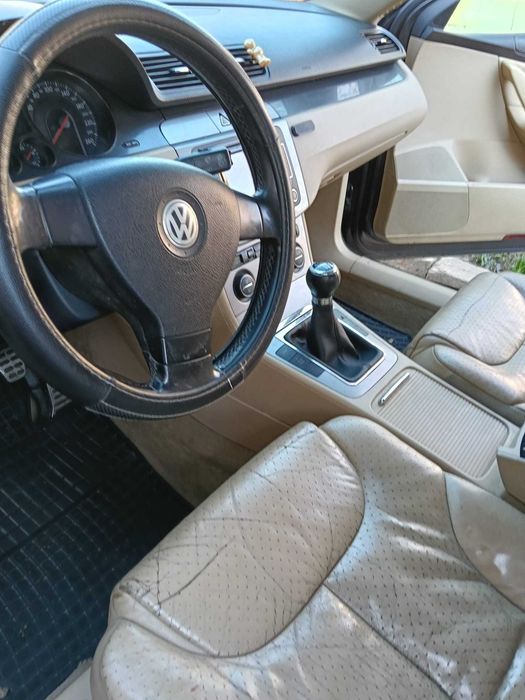 Autorurism de vânzare