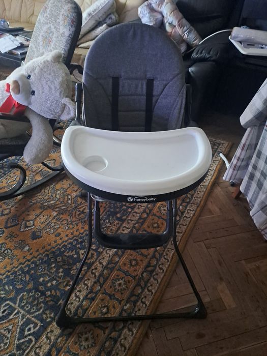 Високо бебешко столче за хранене
