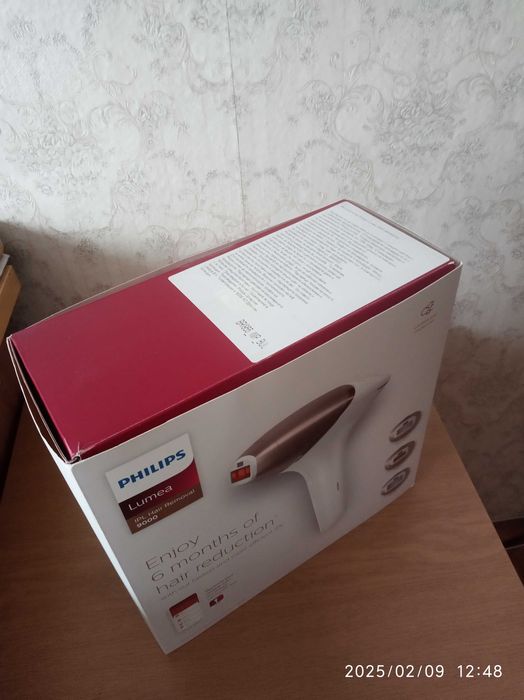 Нов! Фотоепилатор IPL Philips Lumea Seria 9000 BRI955/00