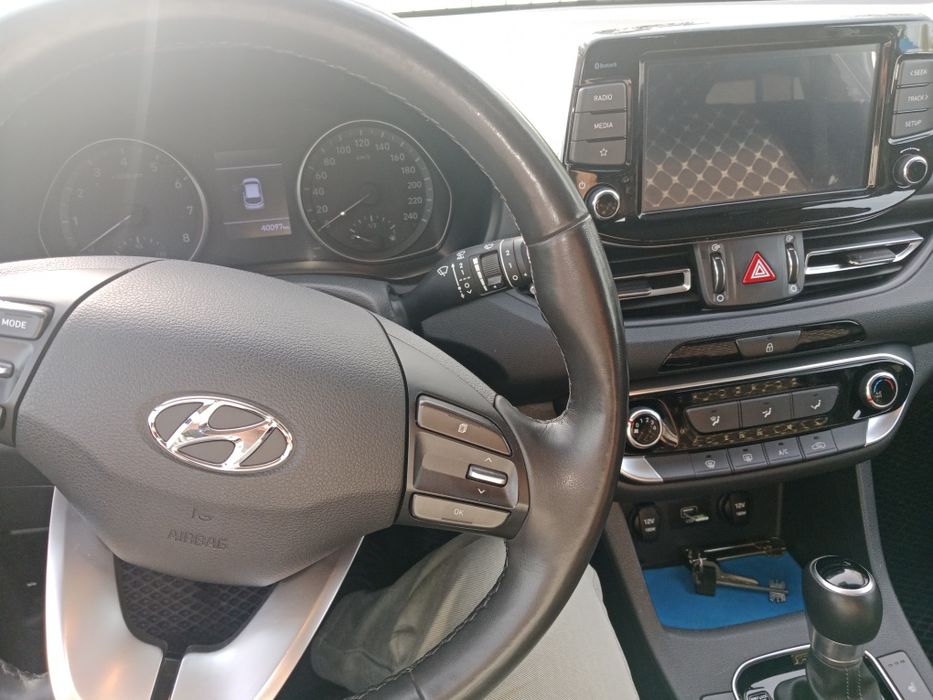 Продам хуйндай ай 30
