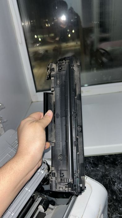 Продаеться принтер HP LaserJet P1102
Б/у
Есть провод в комплен