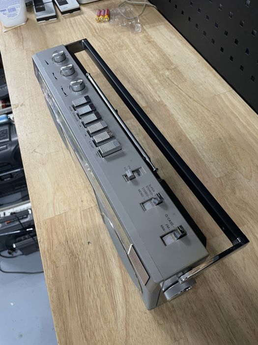 Radio casetofon boombox grundig rr 340 stereo functional