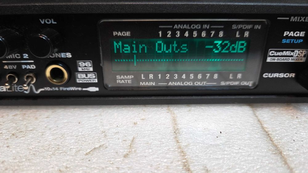 Interfață Firewire Motu Ultralite 10x14