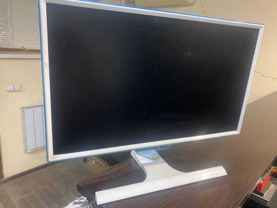 Продам монитор Samsung 24 дюйма