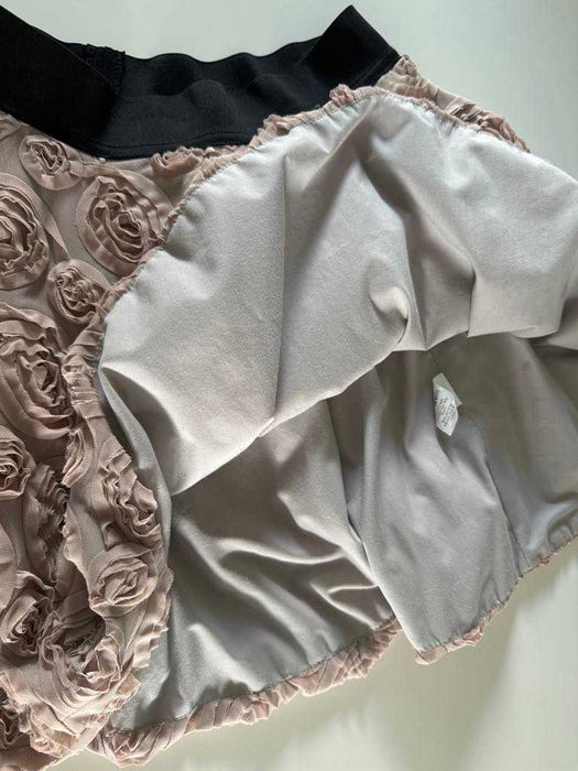 Пола River Island с 3D флорална дантела