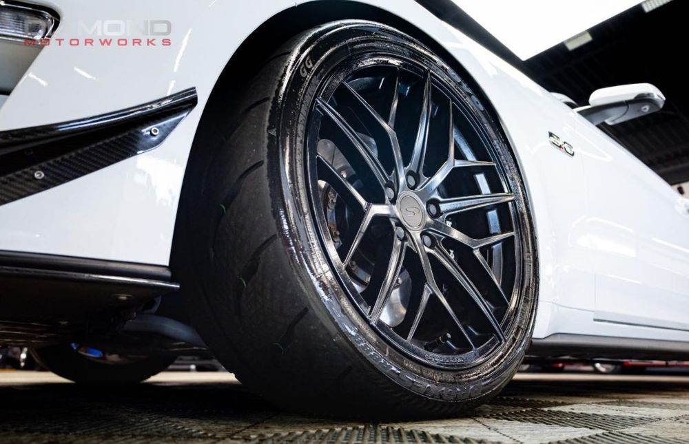 Ford Mustang  тунинг джанти R20