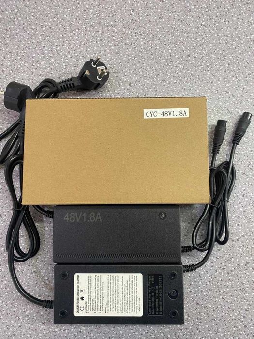 Зарядно устройство за  Ел. триколки и Скутери