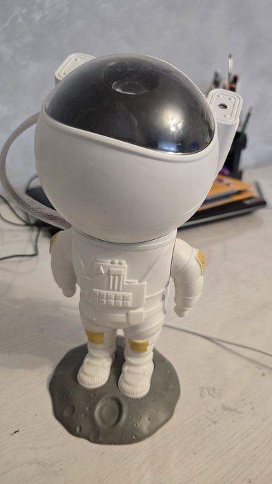 Космонавт светильник-ночник