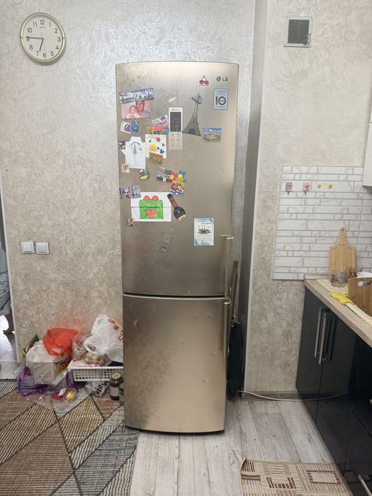 Продам холодильник LG