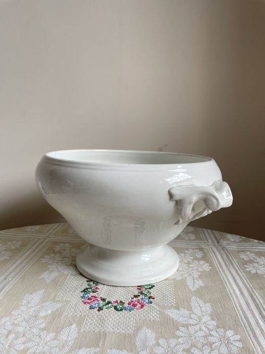 Порцеланов супник / различни видове