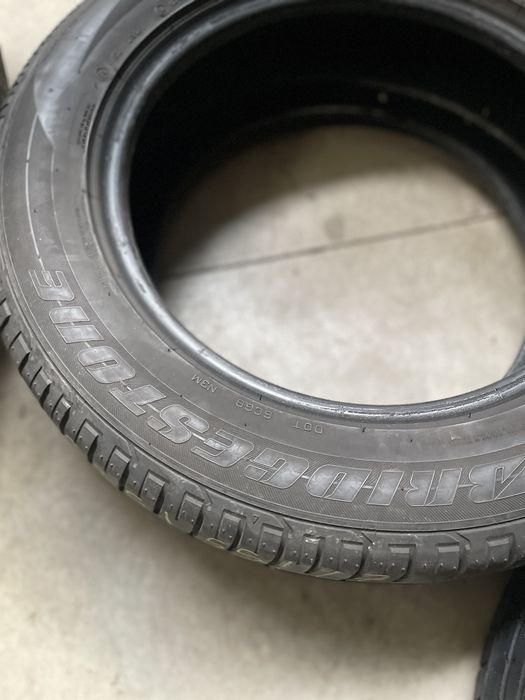 2x 235 55 17 Bridgestone Dueler