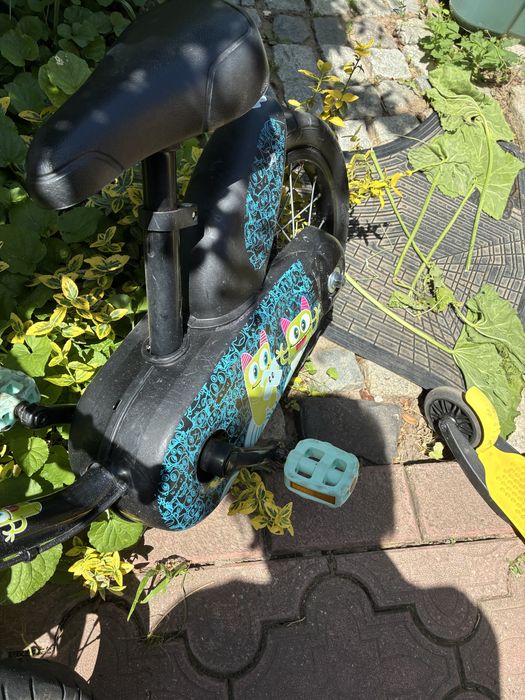 Biciclete pentru varsta de 5-6 ani bine intretinute pastratr la interior