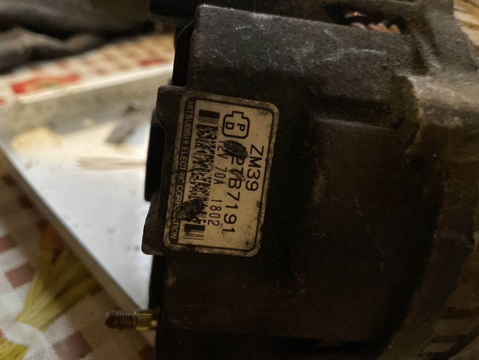 Динамо за мазда 323 /mazda 323