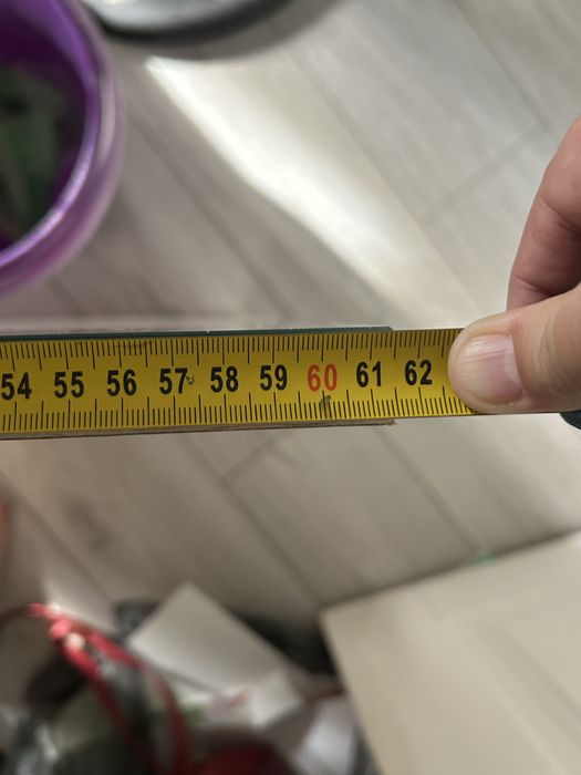 зеркало подвесное.