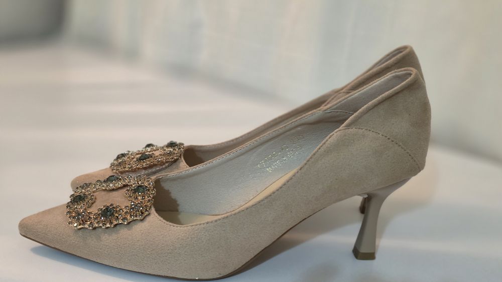 Женские новые туфли натуральная замша